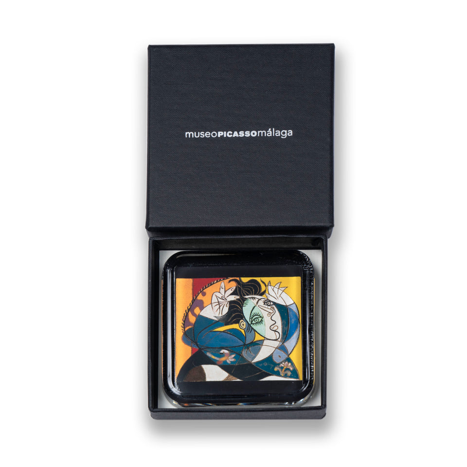 Paperweight. Woman with Raised Arms by Picasso