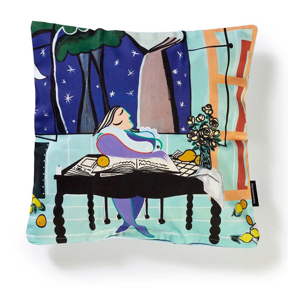 Funda de cojín Farah Atassi. Studio at night